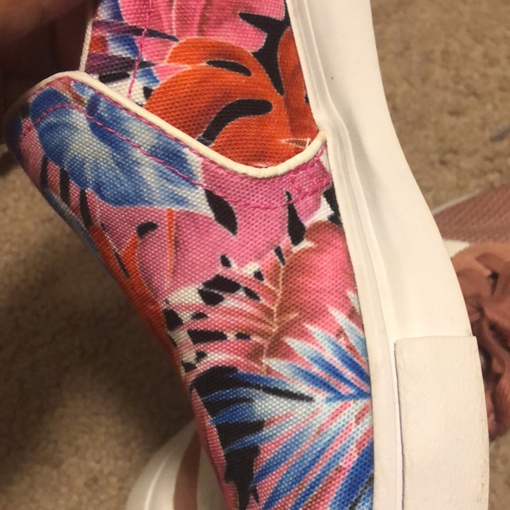 Nike canvas